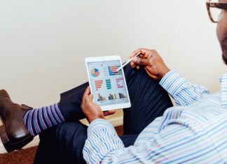 Smart Ways For Lifting Small Business Organic Traffic