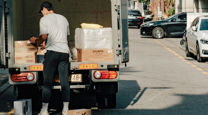 How to Choose the Right Supplier for Wholesale Trailer Supplies