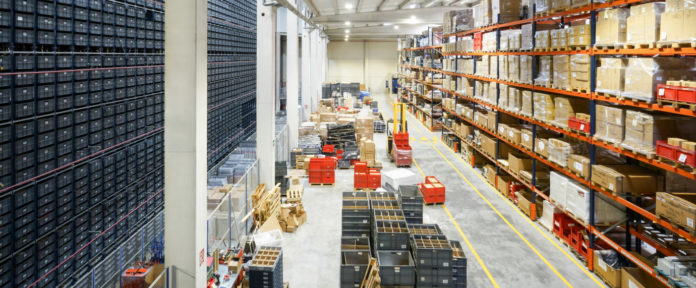 Optimize Supply Chain Operations in E-Commerce with AI and Machine Learning